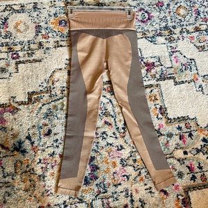 Tan body complimenting full length leggings